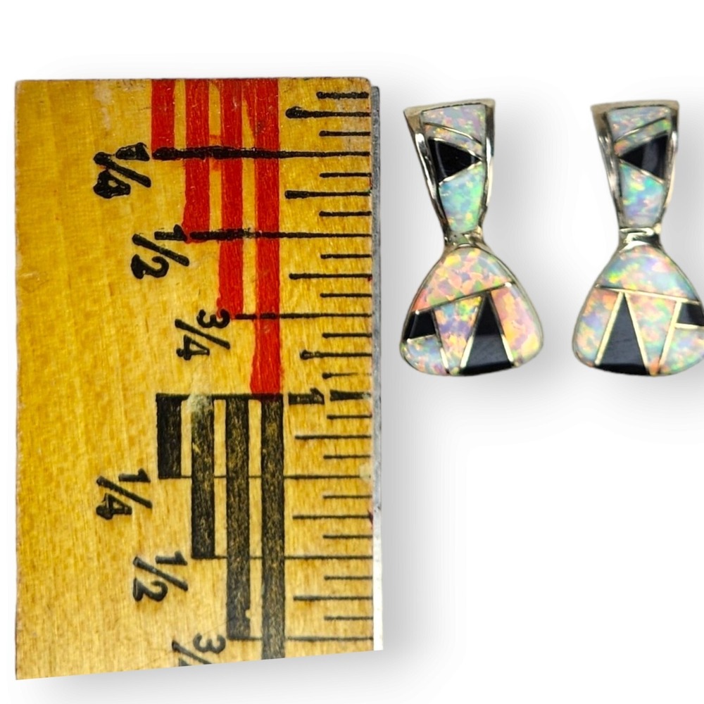 Southwestern Channel Inlay Faux Opal and Black Onyx Post Earrings Signed AL - Picture 5 of 7